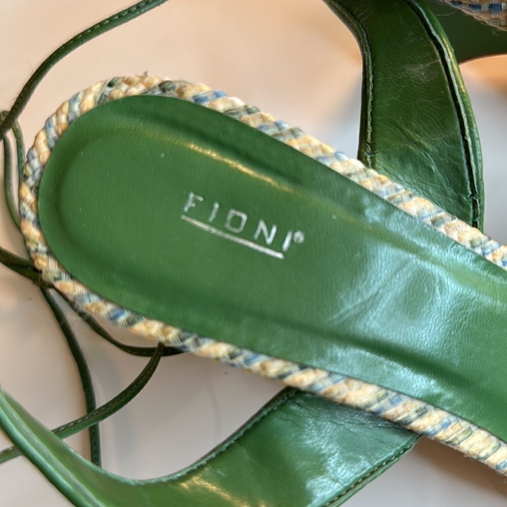 Fioni ankle wrap wedges - Picture 4 of 7